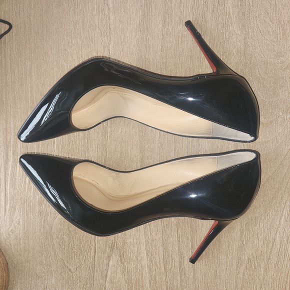 Shoes - Picture 6 of 8